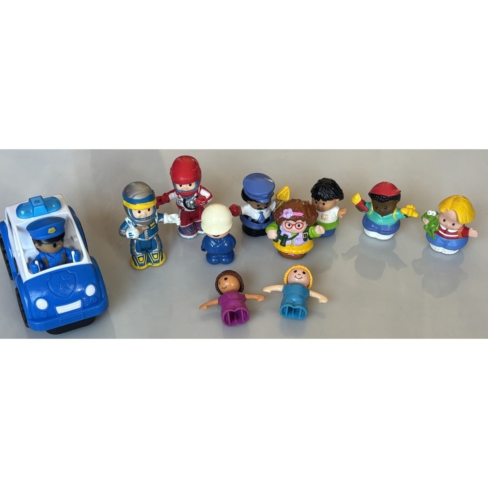 Mixed Lot of Fisher Price Mattel Little People 11 Figures - 1 Police Car
